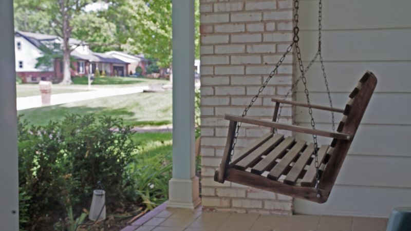 Porch Swing Service detail